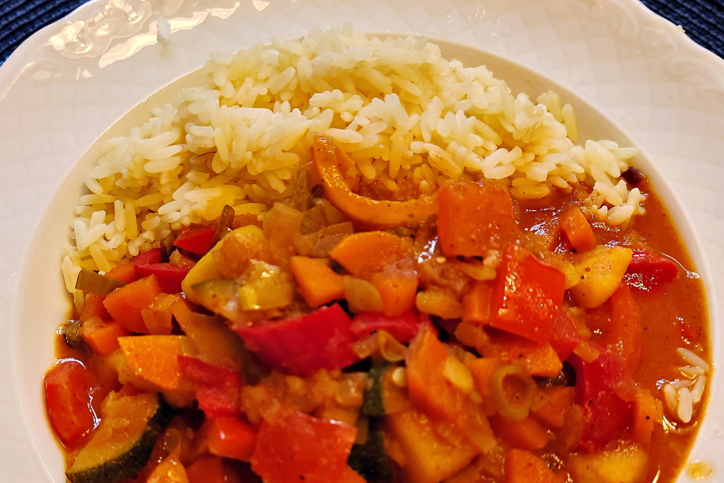 Gemüse-Curry a la Thai mit Kokosmilch